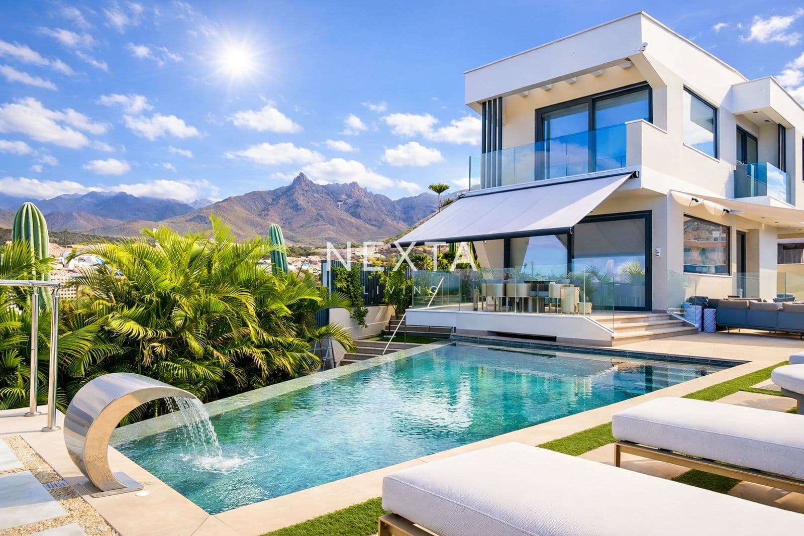 Villa de lujo moderna con vistas al mar en Costa Adeje