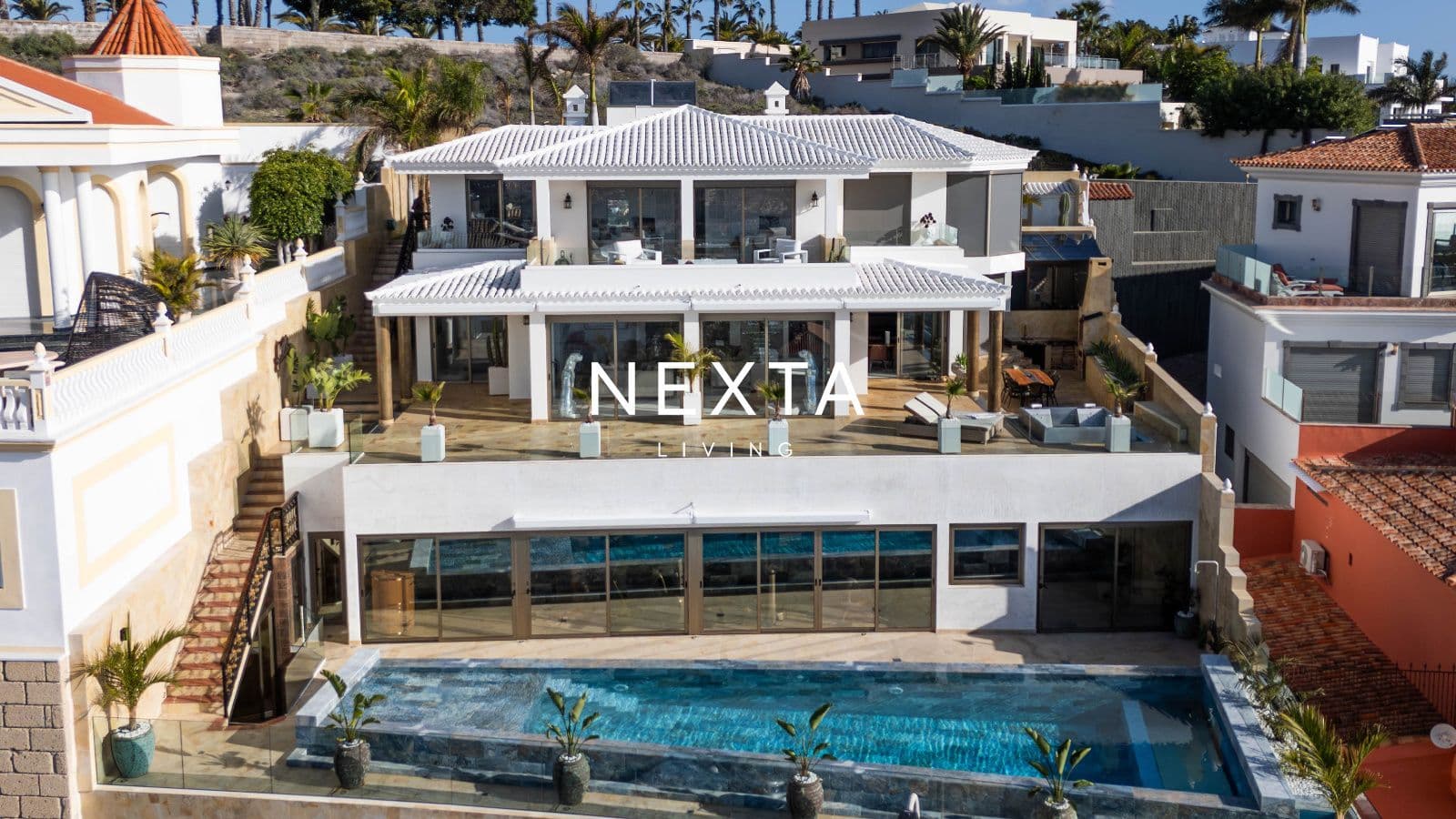 ¡Exclusiva villa en San Eugenio alto!